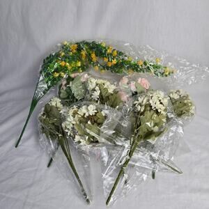 8 Bunches of Artifical Flowers Roses, Daisy's & More Pink White Yellow New